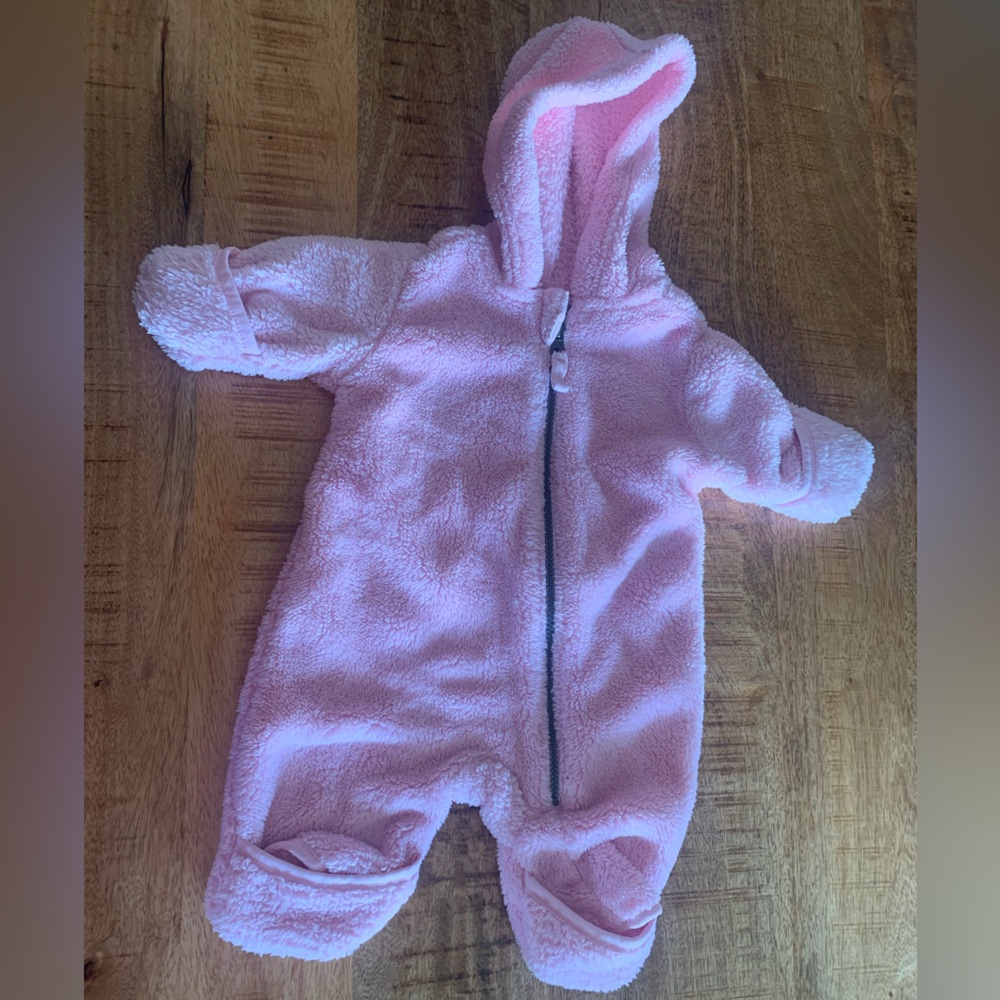 Hanna Andersson marshm fleece snowsuit,‎ 0-3 months.